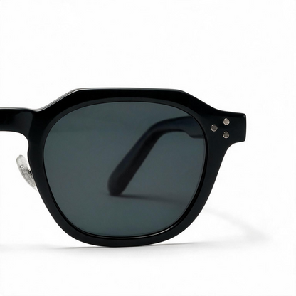 PARIS Black